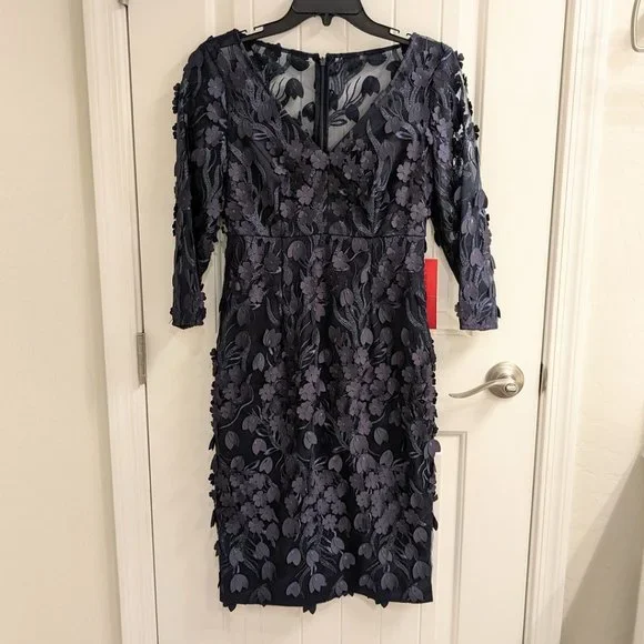 Carmen Marc Valvo Infusion Floral Applique Sheath Dress, 2 / Blue